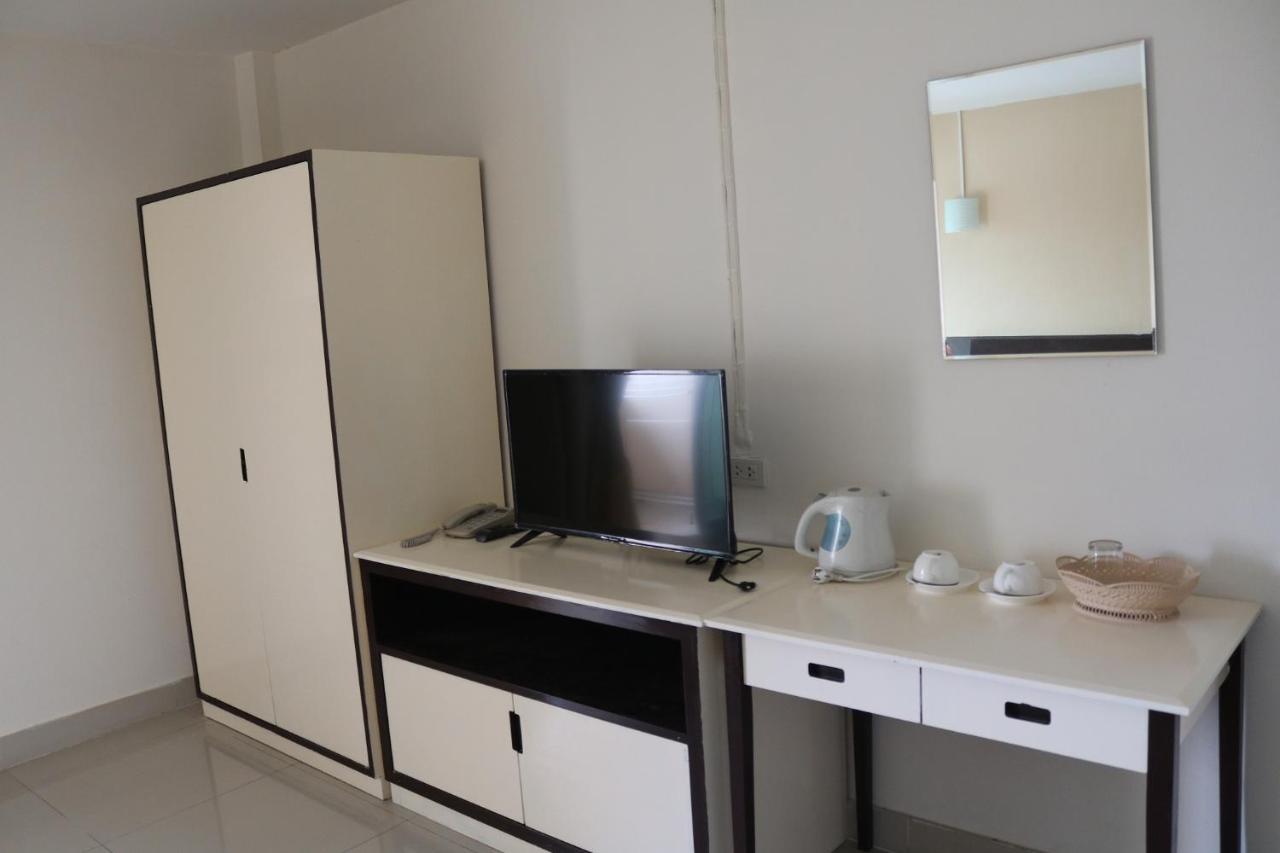 Apartamento Ladapan Mansion Nonthaburi Exterior foto